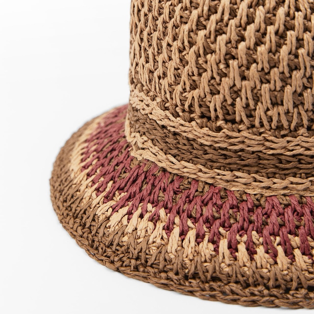 Zara limited edition bucket hat you can’t miss - Picture 3 of 6